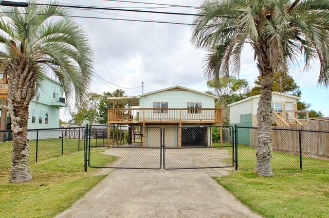 1112 7th Street, San Leon, TX 77539 1112 7th Street, San Leon, TX 77539
