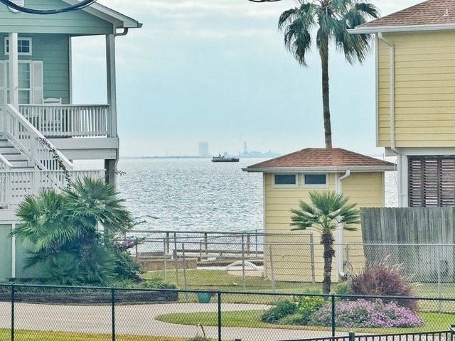 1112 7th Street, San Leon, TX 77539 1112 7th Street, San Leon, TX 77539