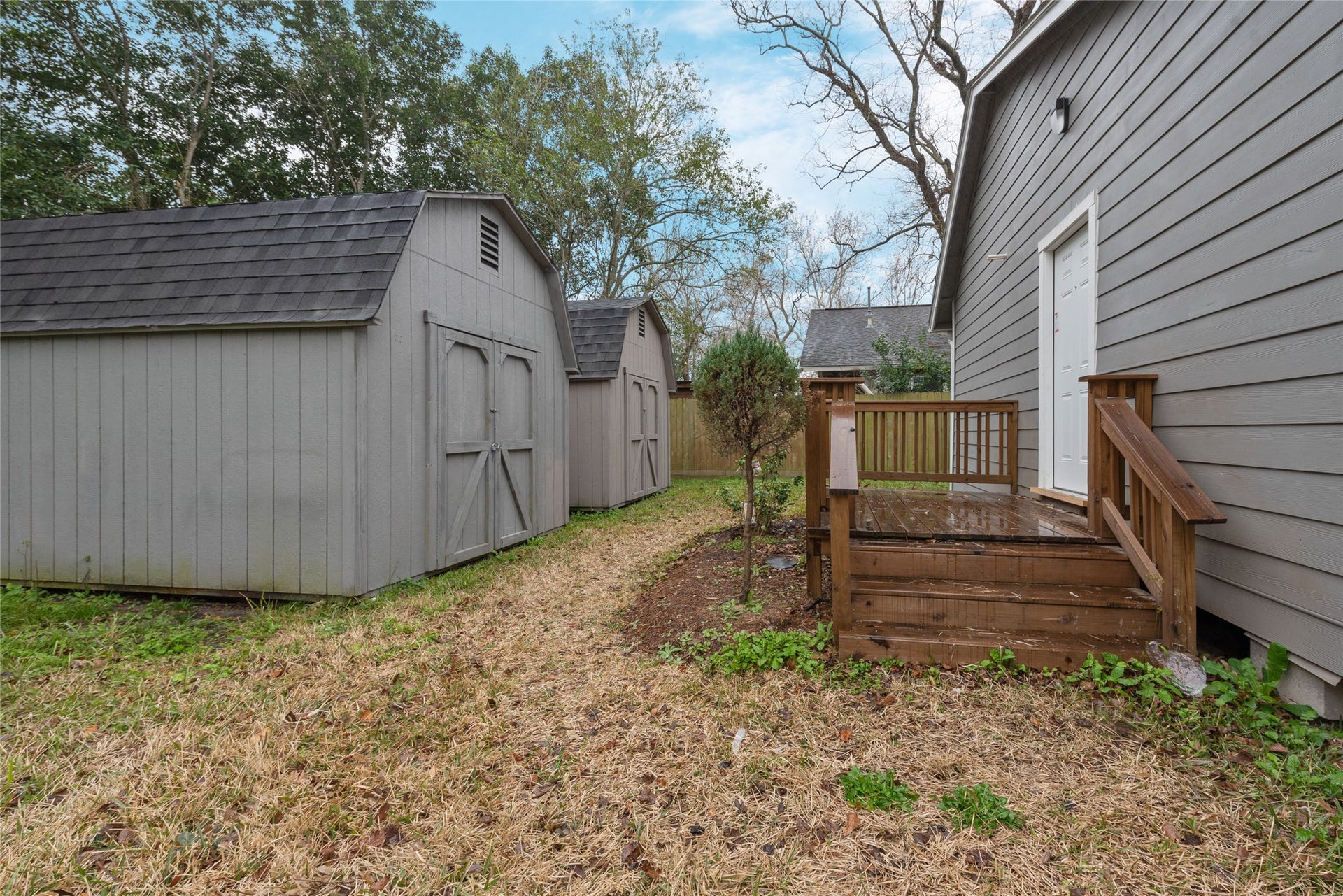 2513 S Grand Boulevard, Pearland, TX 77581 2513 S Grand Boulevard, Pearland, TX 77581