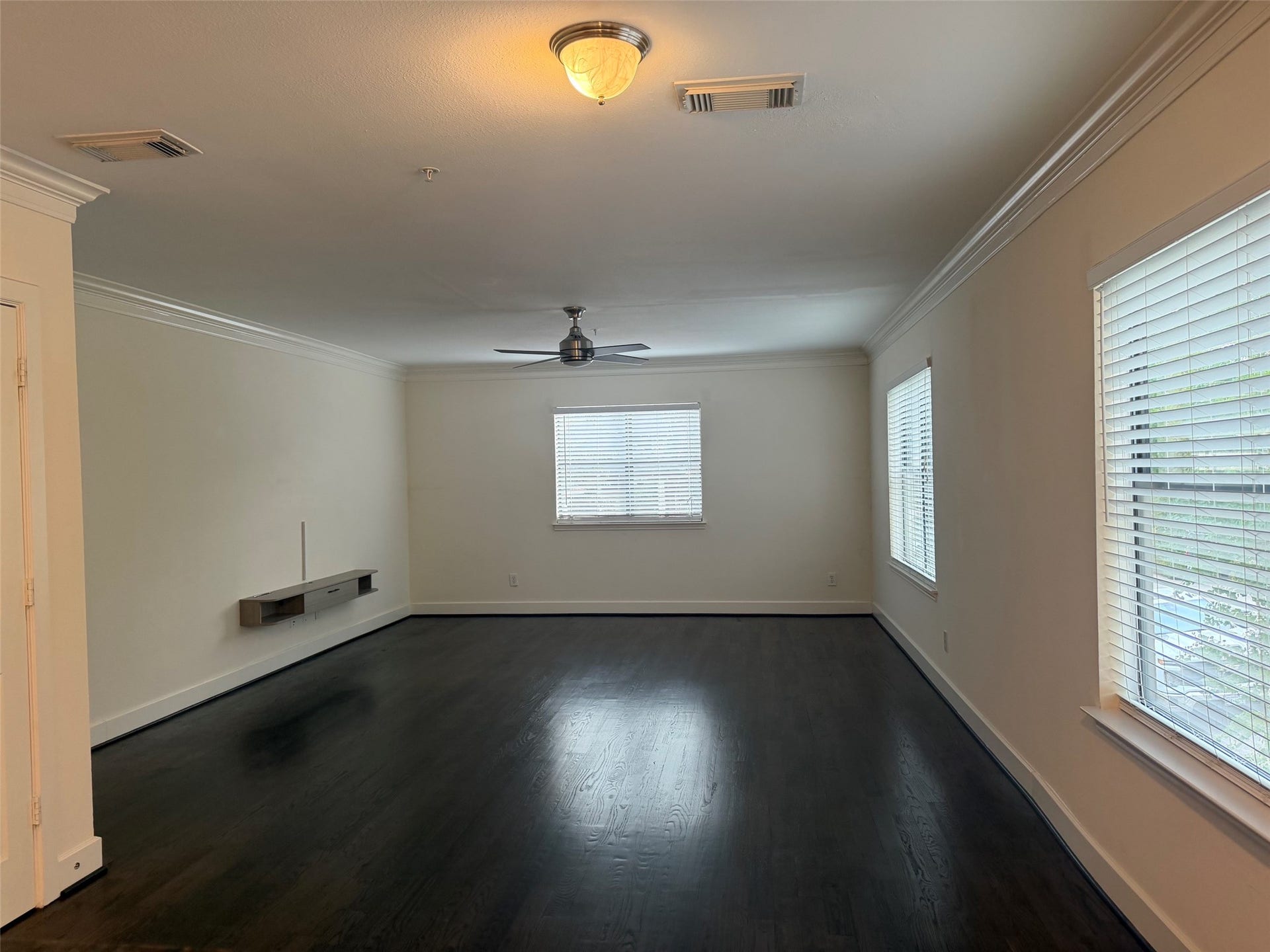 1342 Rutland Street, #206, Houston, TX 77008 1342 Rutland Street, #206, Houston, TX 77008