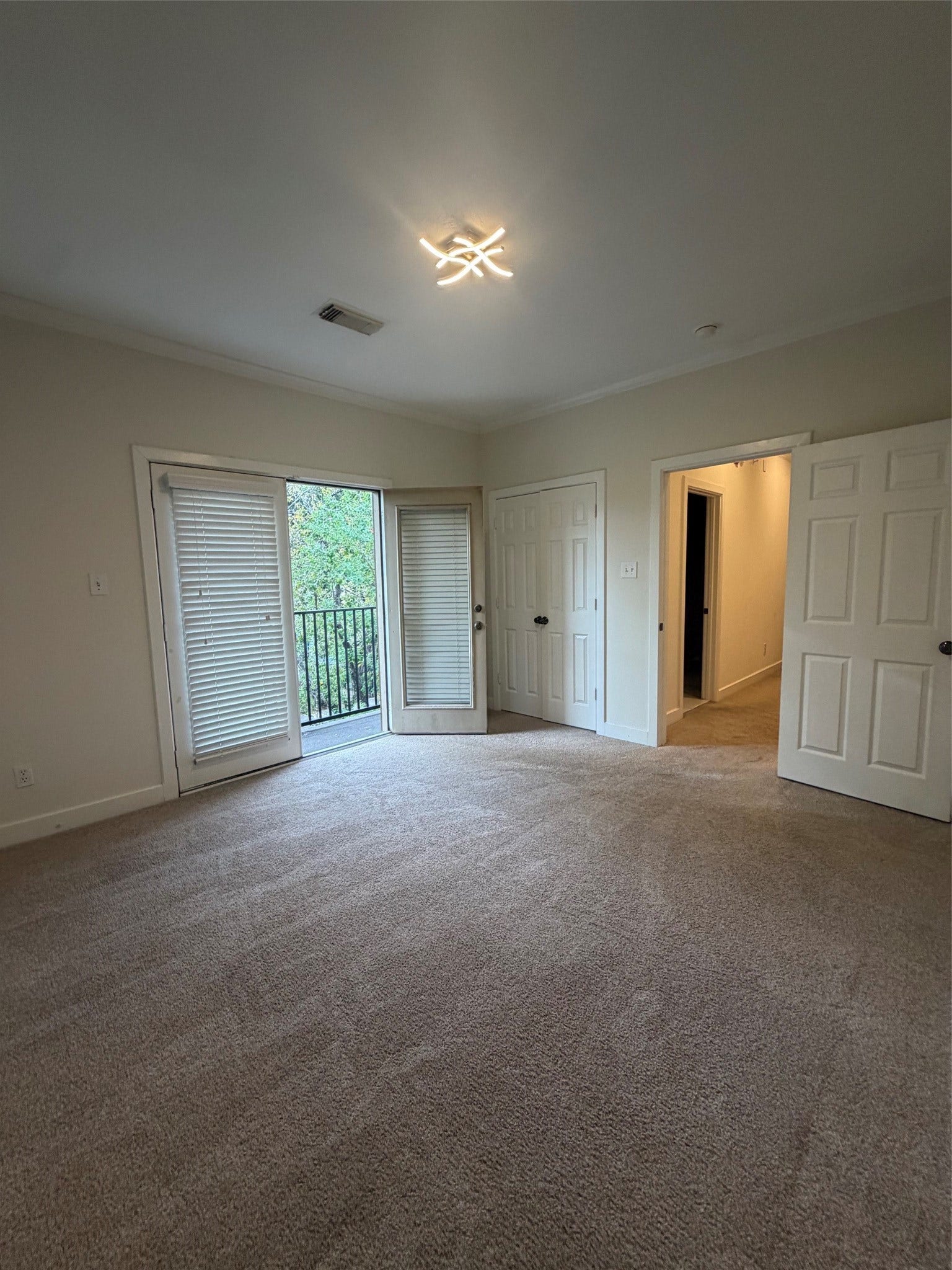 1342 Rutland Street, #206, Houston, TX 77008 1342 Rutland Street, #206, Houston, TX 77008