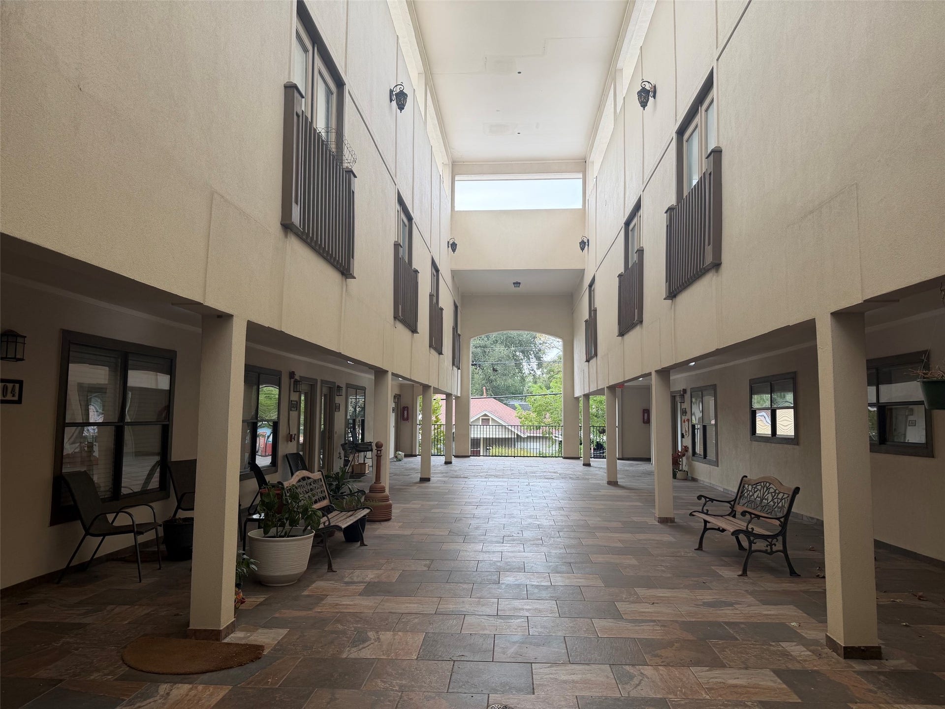 1342 Rutland Street, #206, Houston, TX 77008 1342 Rutland Street, #206, Houston, TX 77008