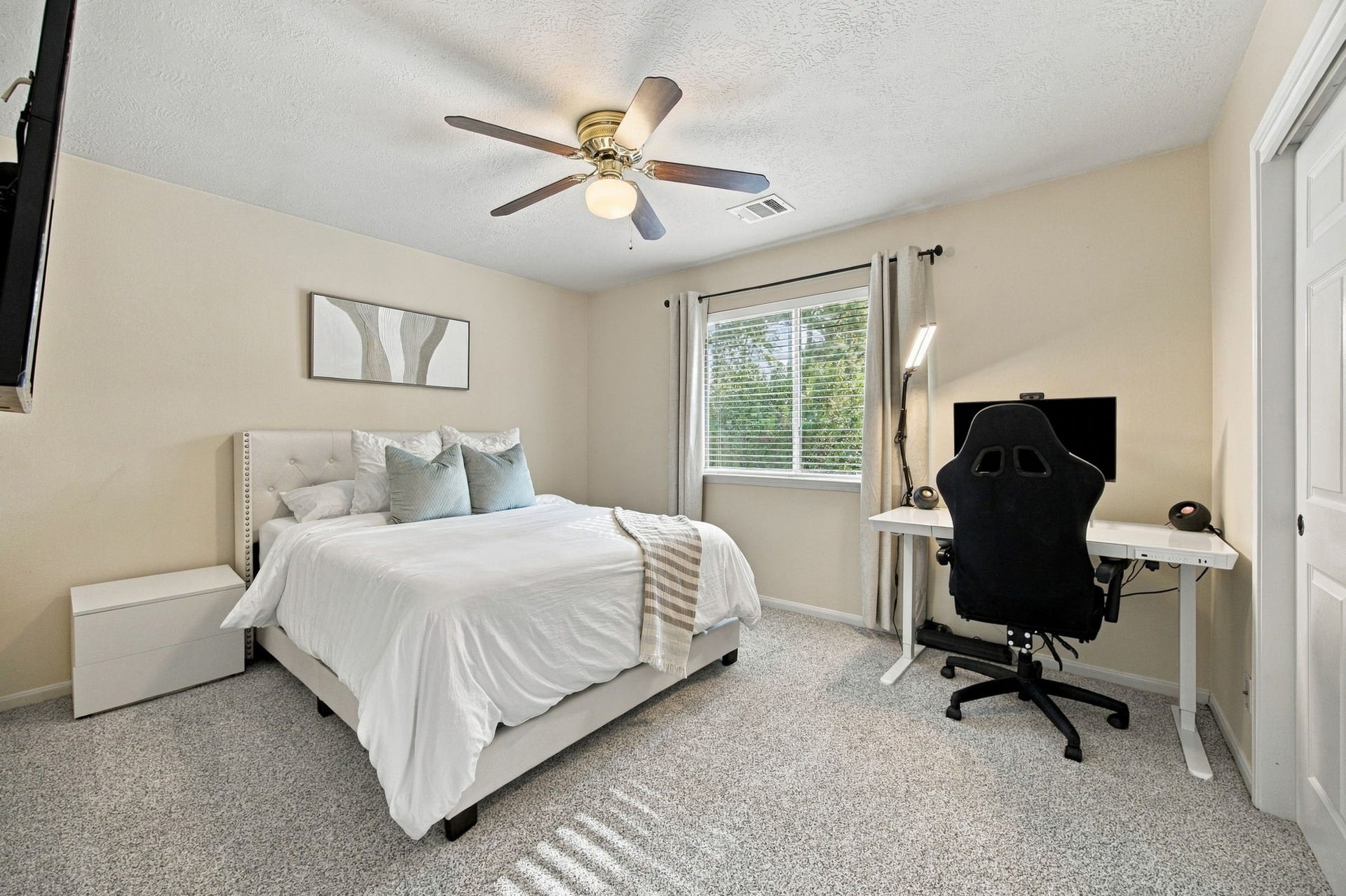 20934 Deauville Drive, Spring, TX 77388 20934 Deauville Drive, Spring, TX 77388