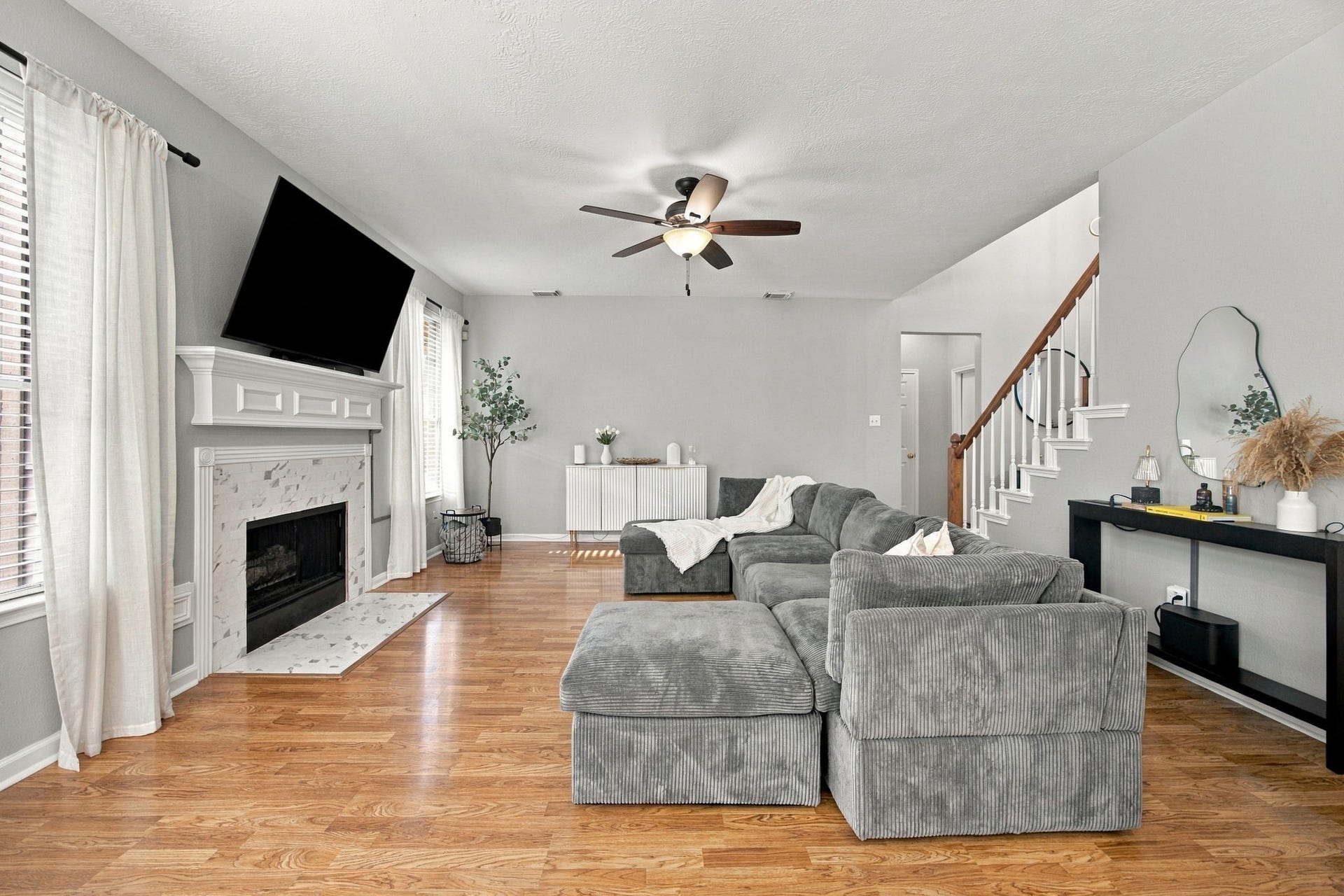 20934 Deauville Drive, Spring, TX 77388 20934 Deauville Drive, Spring, TX 77388