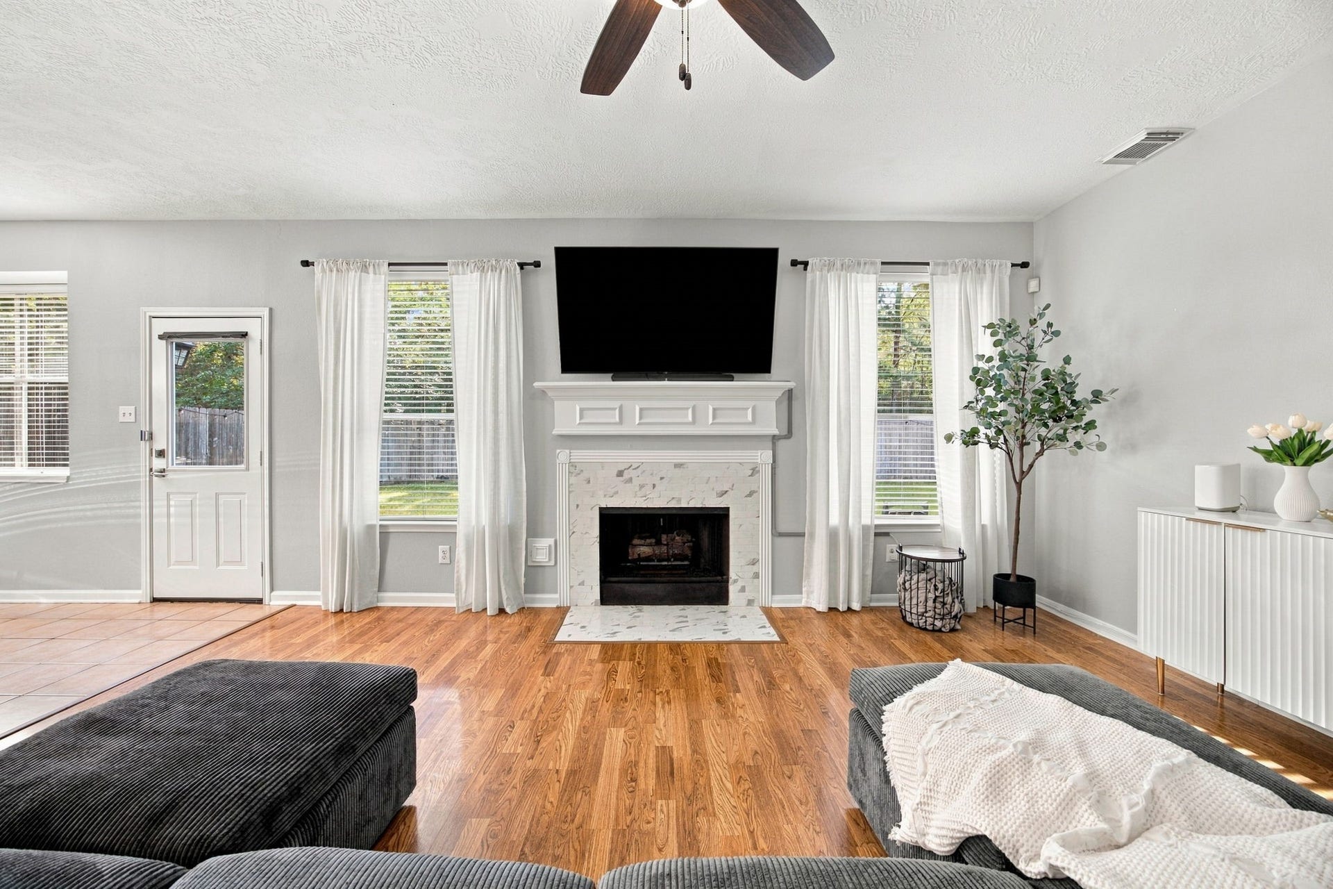 20934 Deauville Drive, Spring, TX 77388 20934 Deauville Drive, Spring, TX 77388