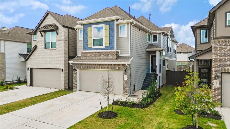 Property photo for 10050 Nectar Path, Iowa Colony, TX
