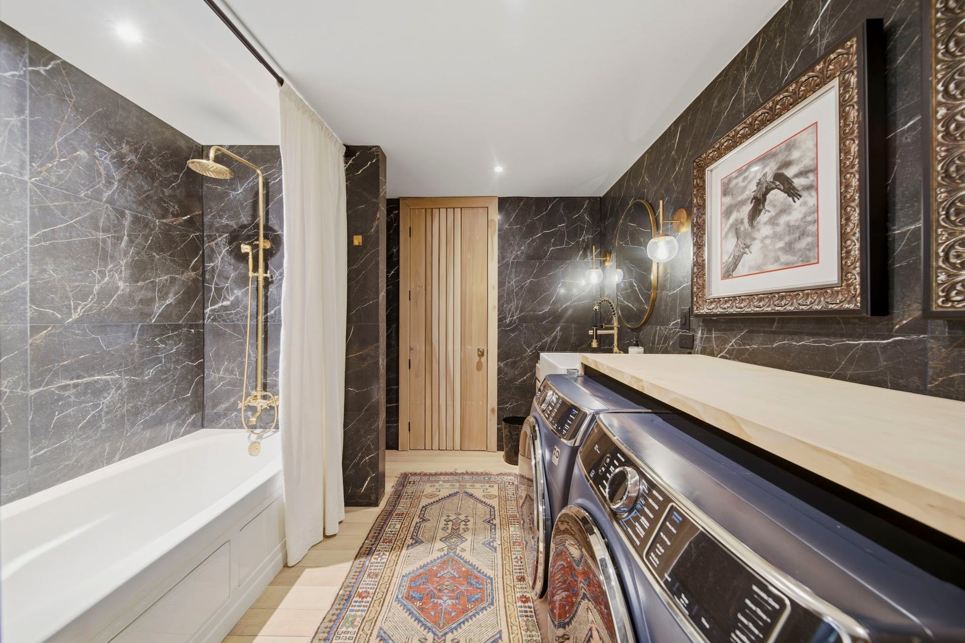 203 Chimney Rock Road, Houston, TX 77024 Guest room bathroom/laundry