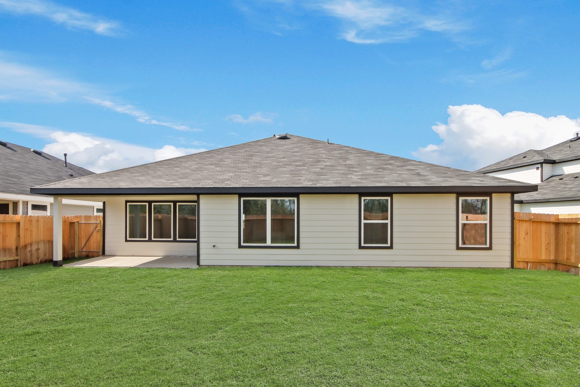 129 Wildflower Lane, Dayton, TX 77535 129 Wildflower Lane, Dayton, TX 77535