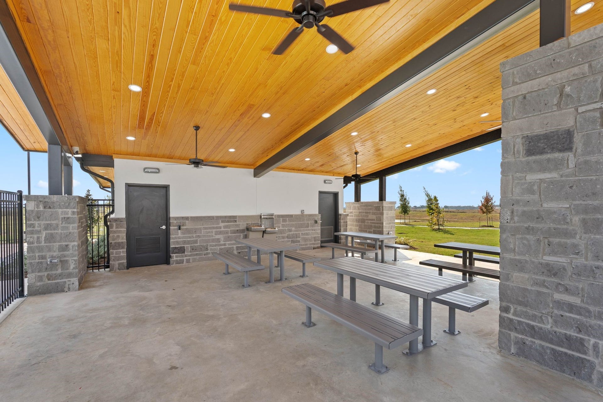 129 Wildflower Lane, Dayton, TX 77535 129 Wildflower Lane, Dayton, TX 77535