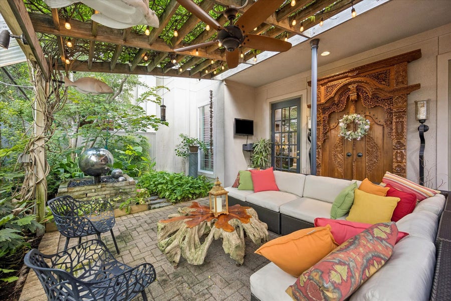 Property photo for 2906 Mid Lane, Houston, TX