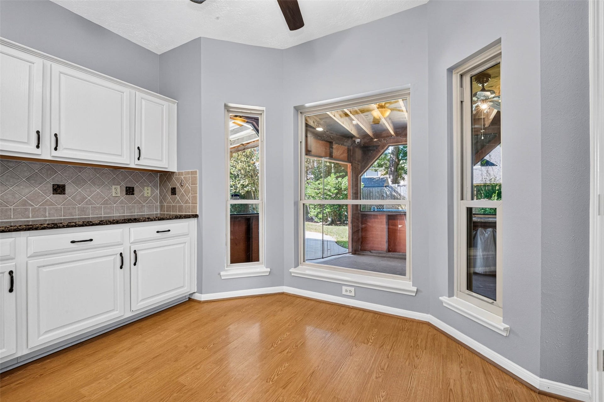 507 Brompton Lane, Highlands, TX 77562