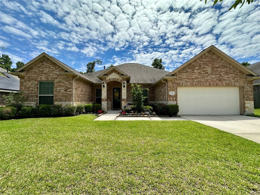 Property photo for 2051 Brookmont Drive, Conroe, TX