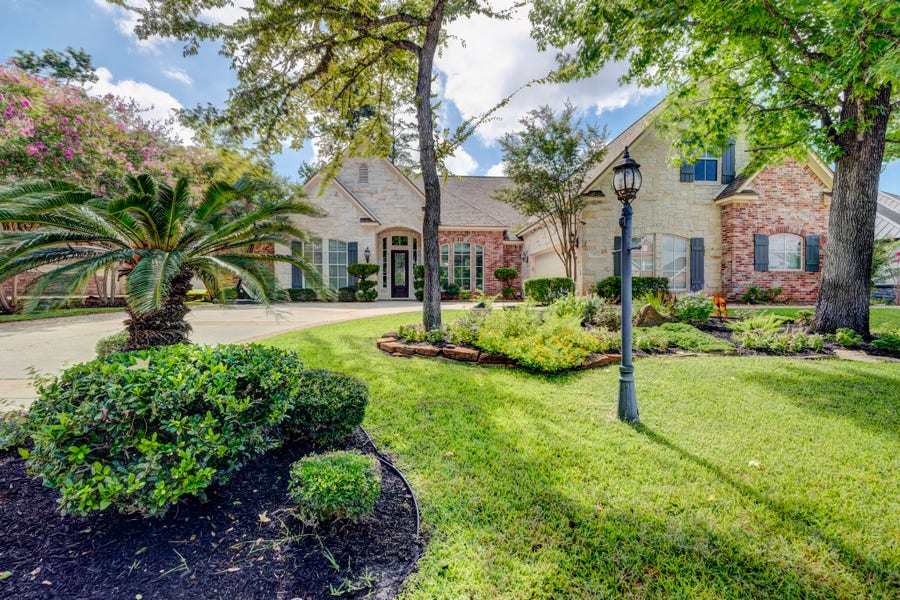 Property photo for 40 W Oaks Court, Montgomery, TX