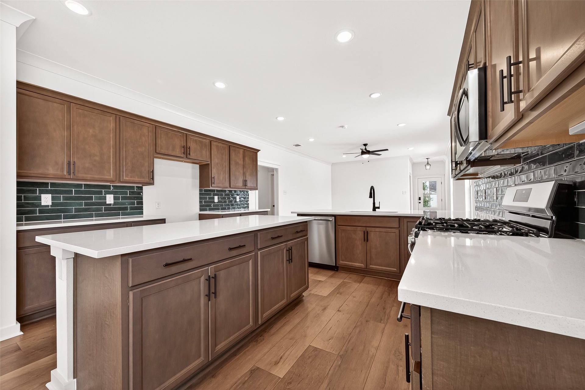 12955 Daniel Springs Lane, Magnolia, TX 77354 12955 Daniel Springs Lane, Magnolia, TX 77354
