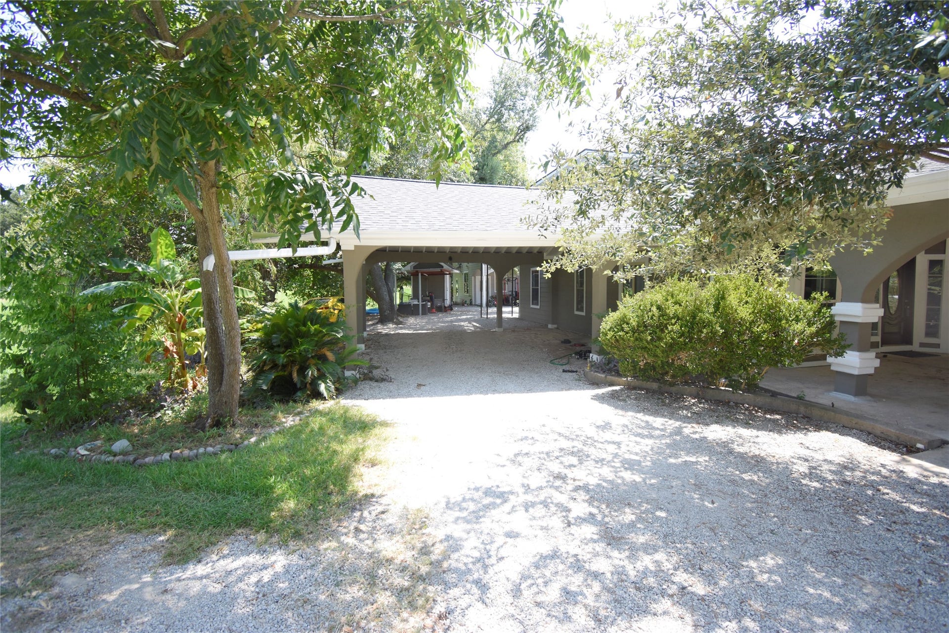 104 Virginia, South Houston, TX 77587 104 Virginia, South Houston, TX 77587