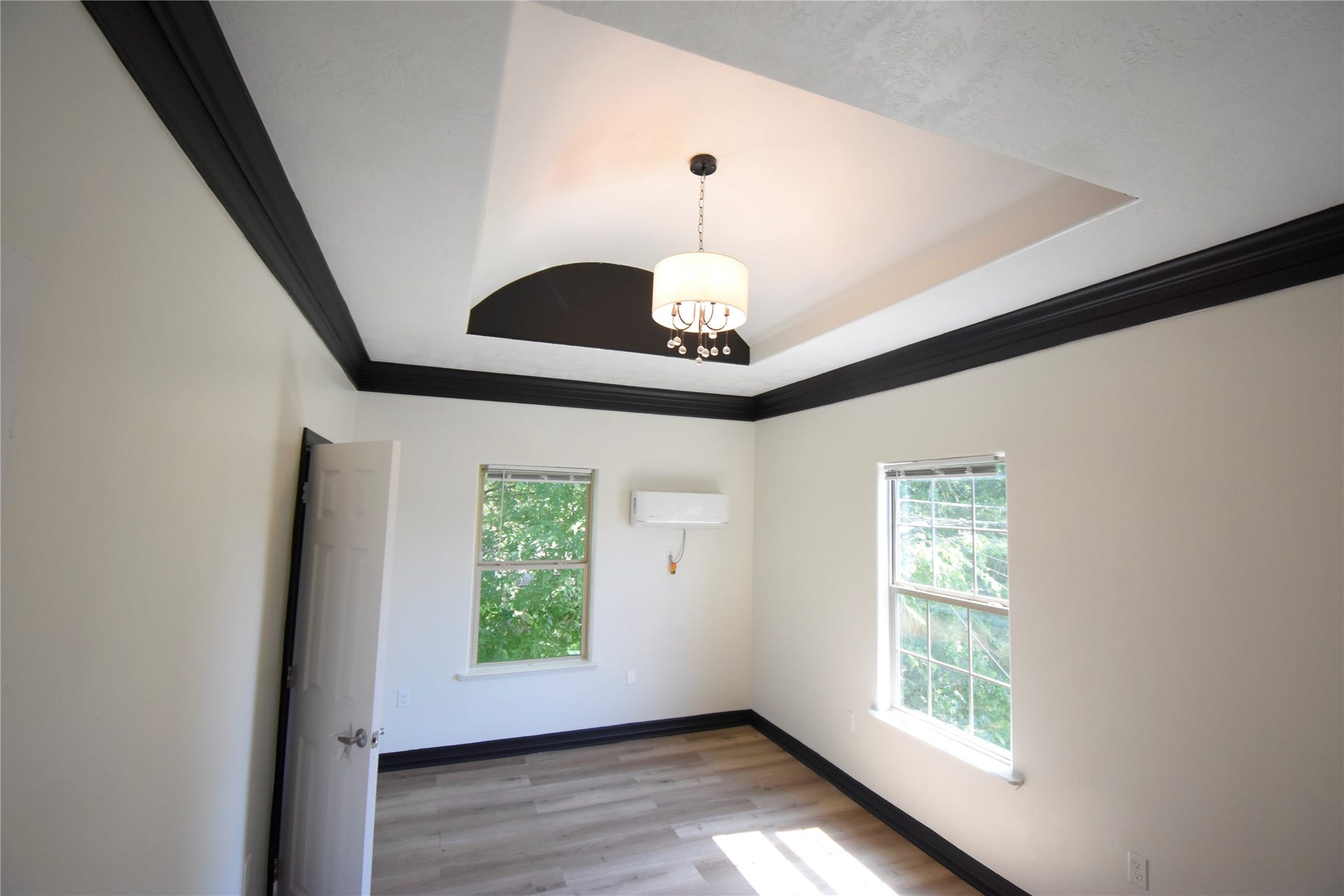 104 Virginia, South Houston, TX 77587 104 Virginia, South Houston, TX 77587