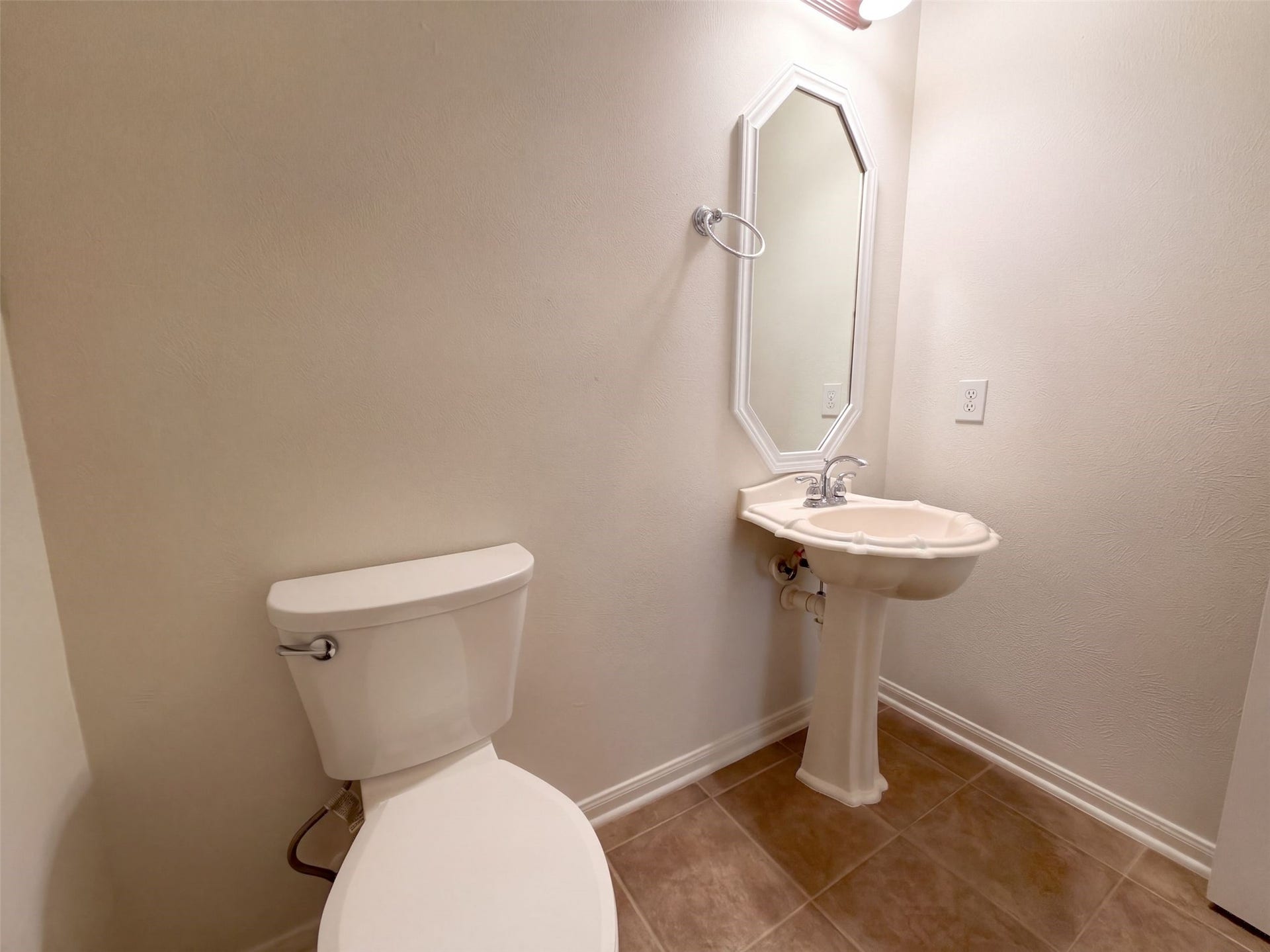 9019 Sunny Ridge Drive, Houston, TX 77095 9019 Sunny Ridge Drive, Houston, TX 77095