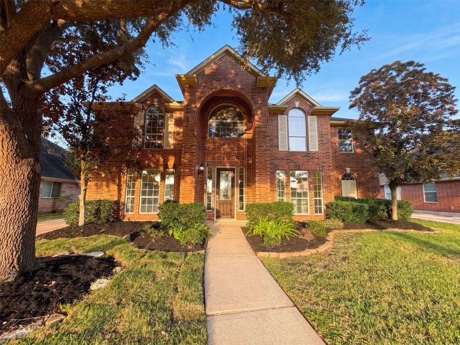 Property photo for 9019 Sunny Ridge Drive, Houston, TX