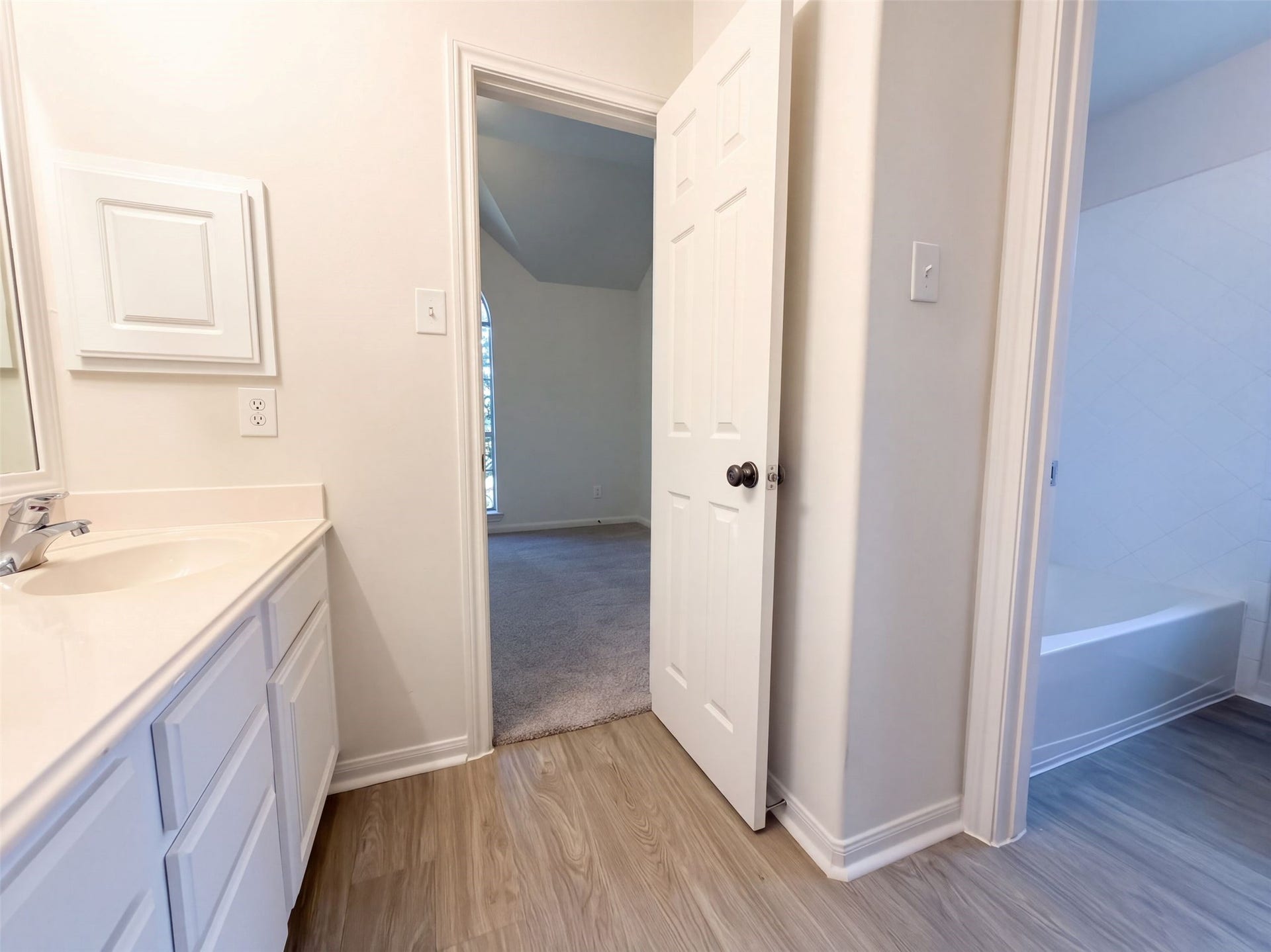 9019 Sunny Ridge Drive, Houston, TX 77095 9019 Sunny Ridge Drive, Houston, TX 77095