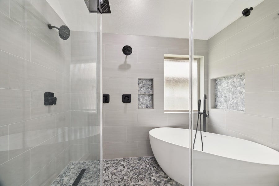 Property photo for 1600 Portia Lane, Conroe, TX