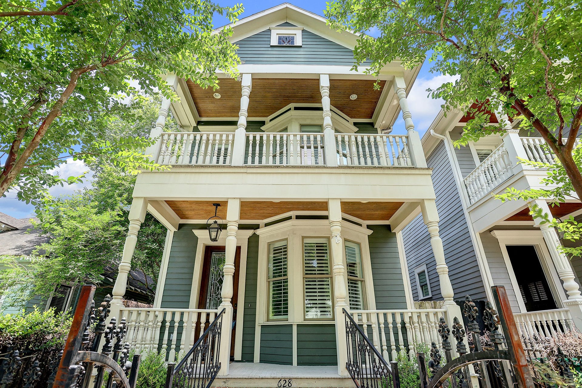 628 W 17th Street, Houston, TX 77008 628 W 17th Street, Houston, TX 77008