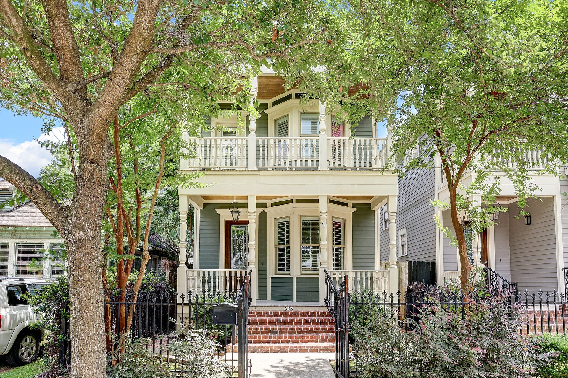 628 W 17th Street, Houston, TX 77008 628 W 17th Street, Houston, TX 77008