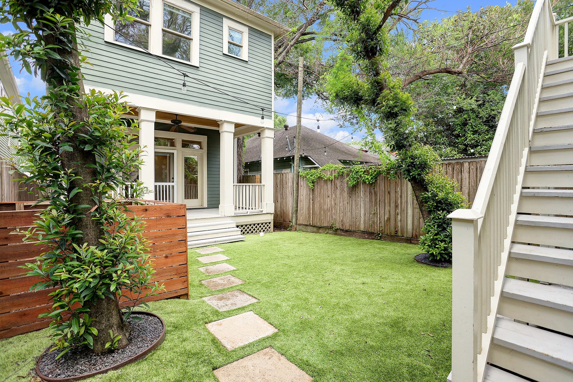 628 W 17th Street, Houston, TX 77008 628 W 17th Street, Houston, TX 77008