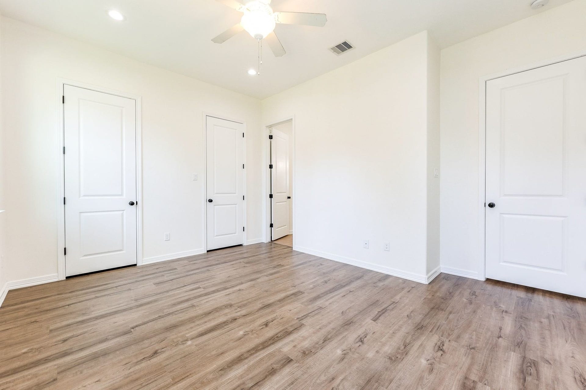 427 Vane Way, Crosby, TX 77532