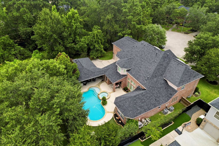 Property photo for 1319 Regal Shores Court, Kingwood, TX
