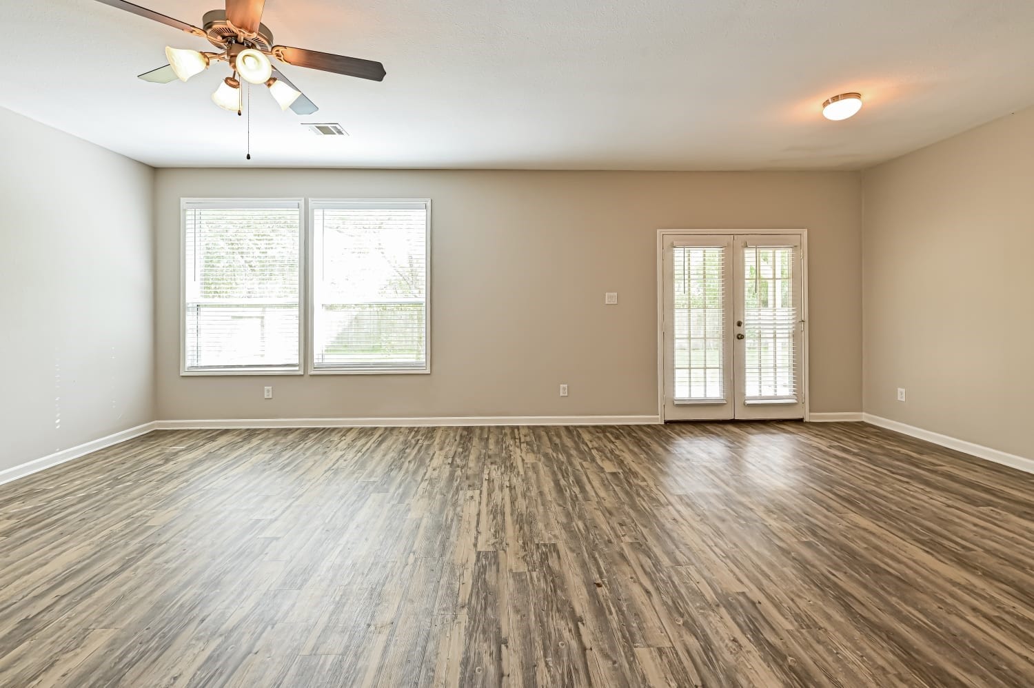 1403 W 26th Street, Houston, TX 77008 1403 W 26th Street, Houston, TX 77008