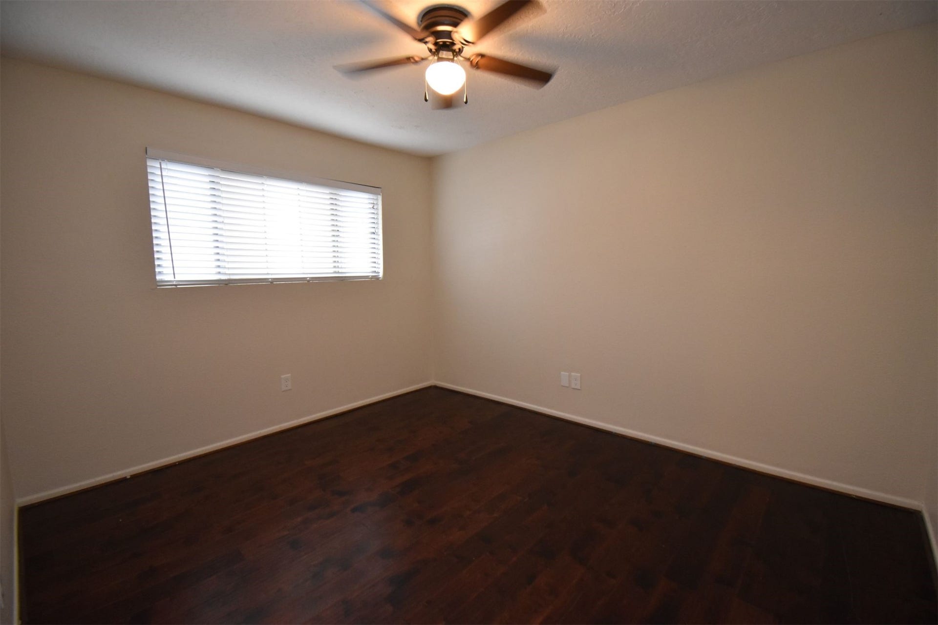 429 Sunset Drive, Dickinson, TX 77539 429 Sunset Drive, Dickinson, TX 77539