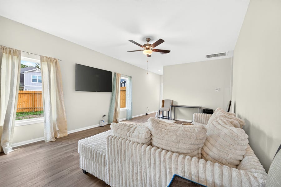 Property photo for 8215 Vanilla Orchid Drive, Houston, TX