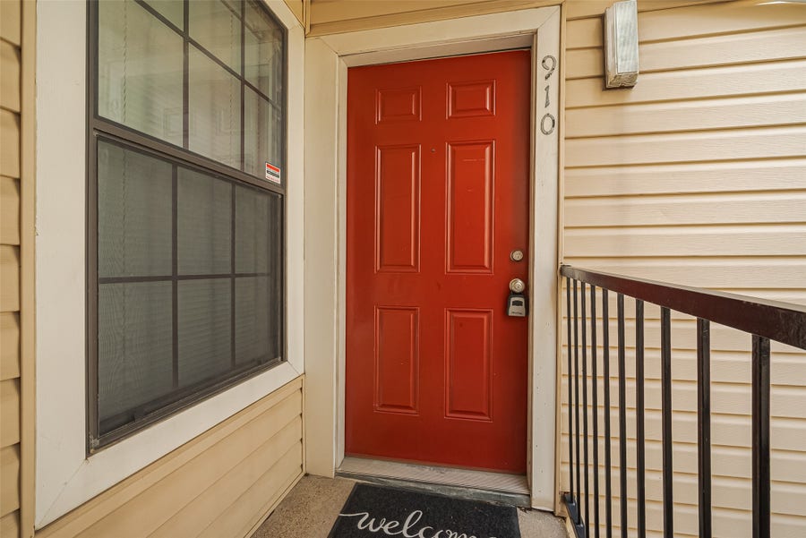 Property photo for 2750 Holly Hall Street, #910, Houston, TX