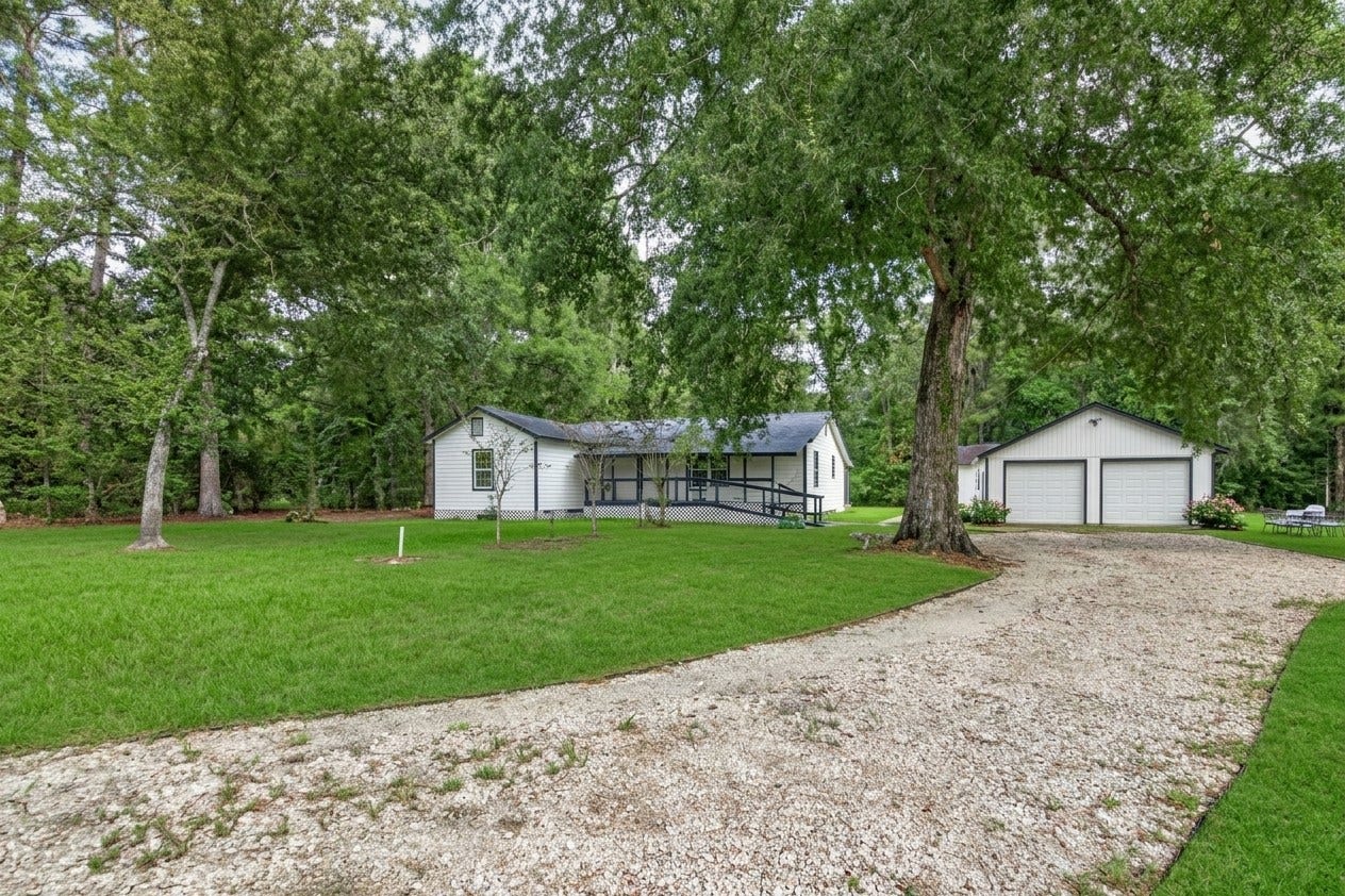 17073 Oak Grove Ln, New Caney, TX 77357 17073 Oak Grove Ln, New Caney, TX 77357