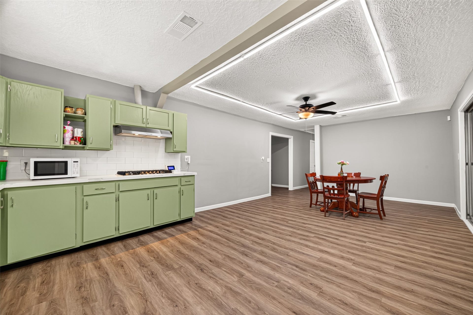 17073 Oak Grove Ln, New Caney, TX 77357 17073 Oak Grove Ln, New Caney, TX 77357