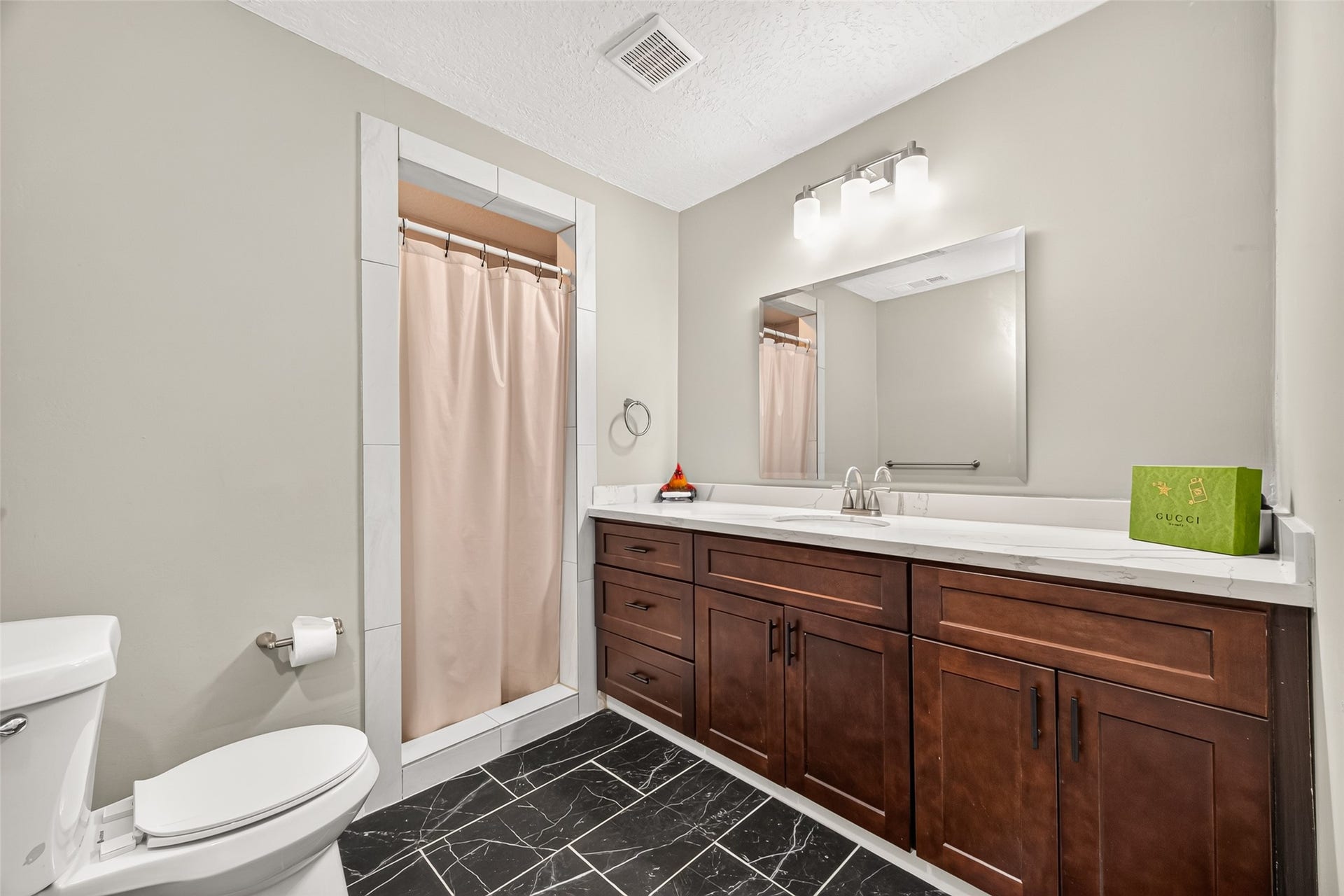 17073 Oak Grove Ln, New Caney, TX 77357 17073 Oak Grove Ln, New Caney, TX 77357