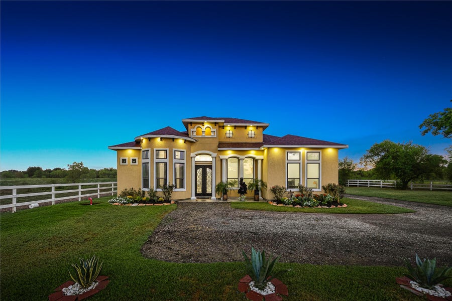 Property photo for 4431 Garvie Lane, Brookshire, TX