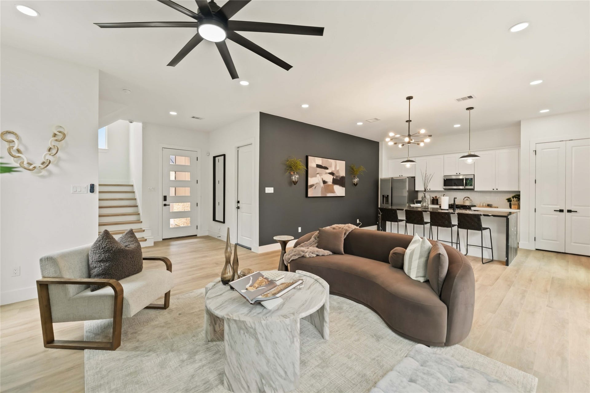 6539 Sealey Street, Houston, TX 77091