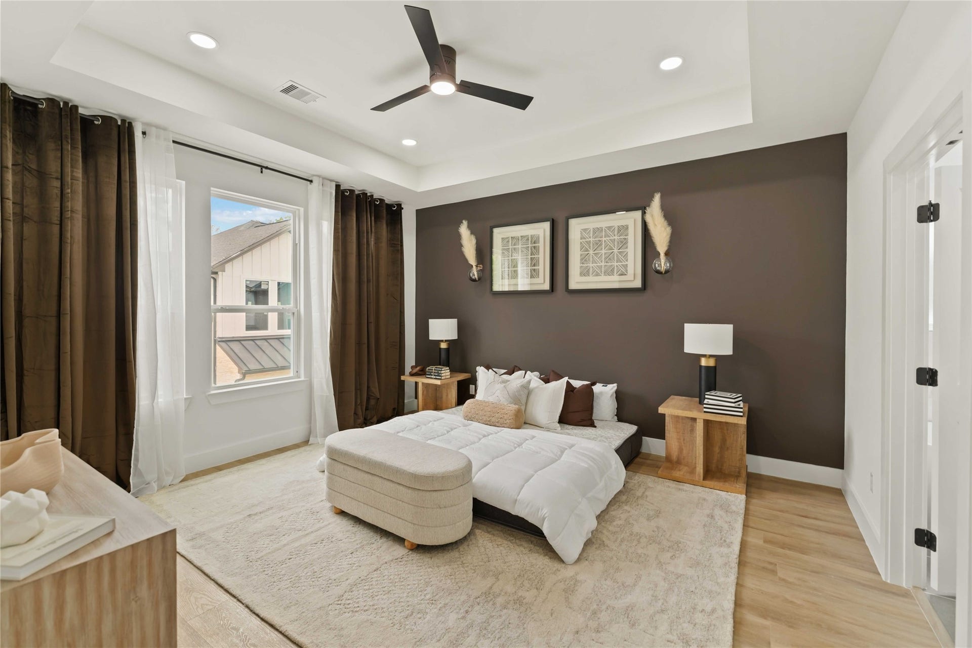 6539 Sealey Street, Houston, TX 77091
