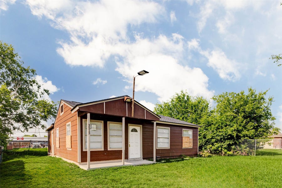 Property photo for 3513 Bloomfield Street, Houston, TX