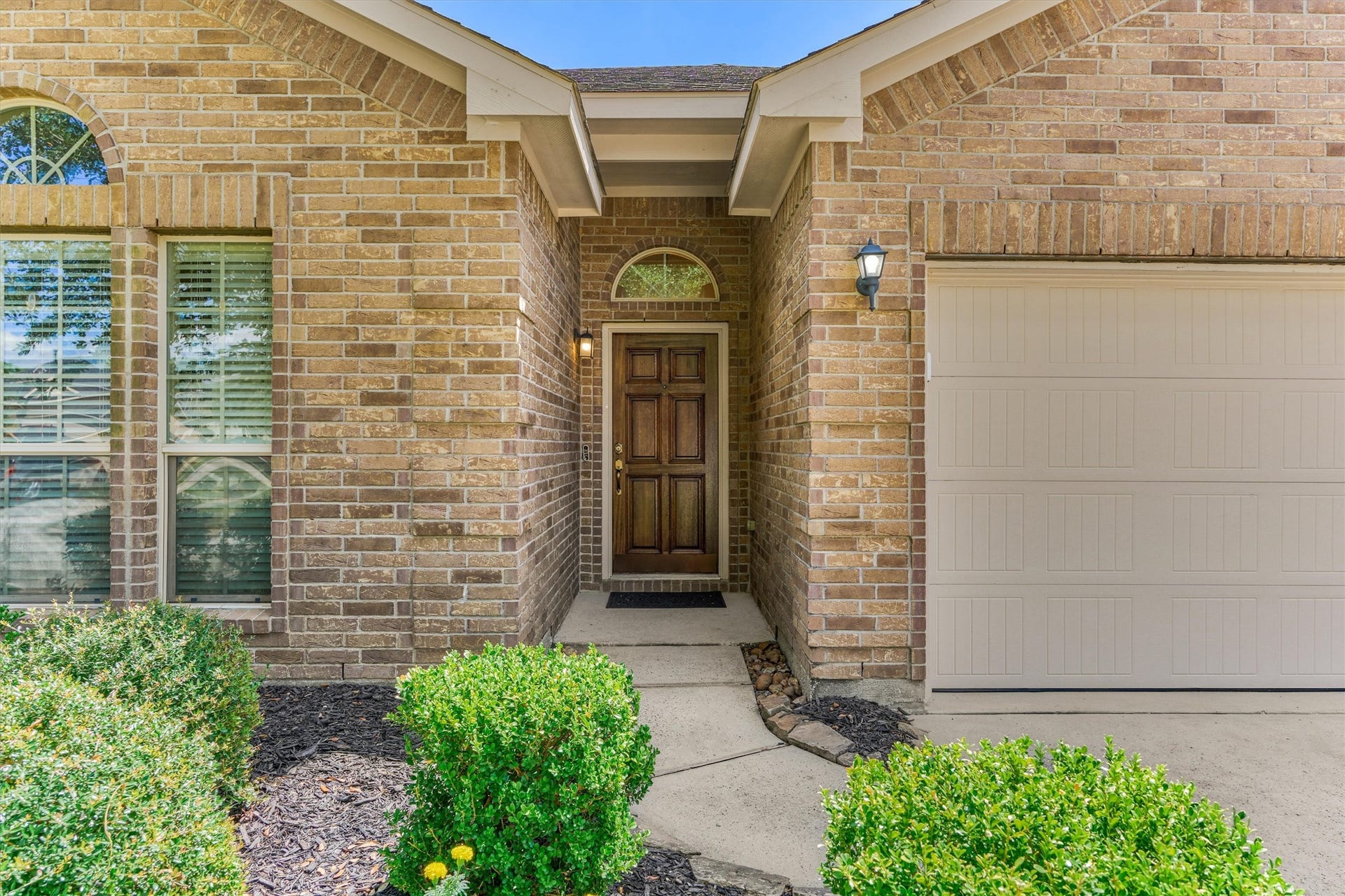 8707 Auburn Mane Drive, Tomball, TX 77375 8707 Auburn Mane Drive, Tomball, TX 77375