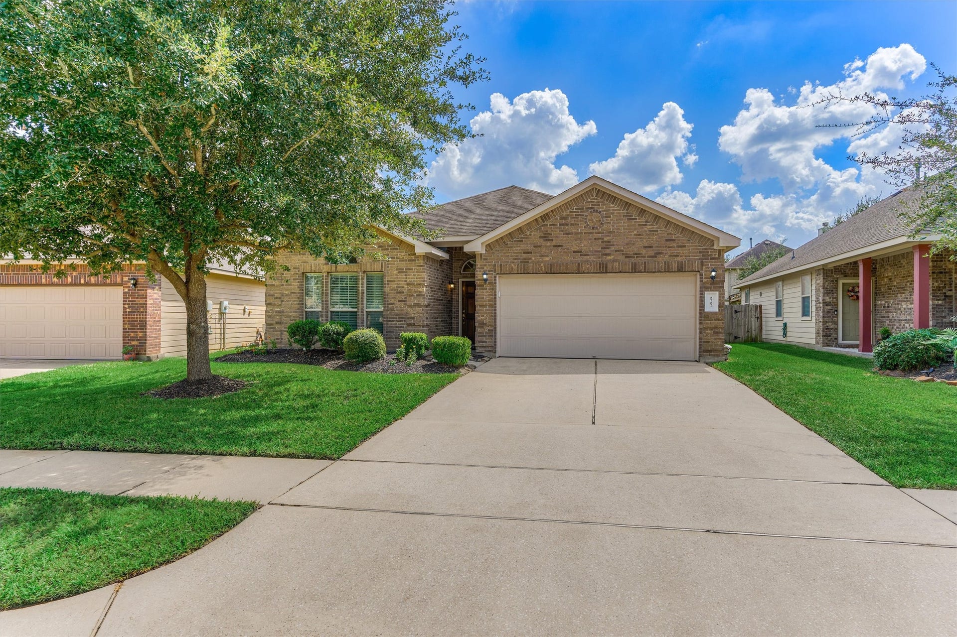 8707 Auburn Mane Drive, Tomball, TX 77375 8707 Auburn Mane Drive, Tomball, TX 77375
