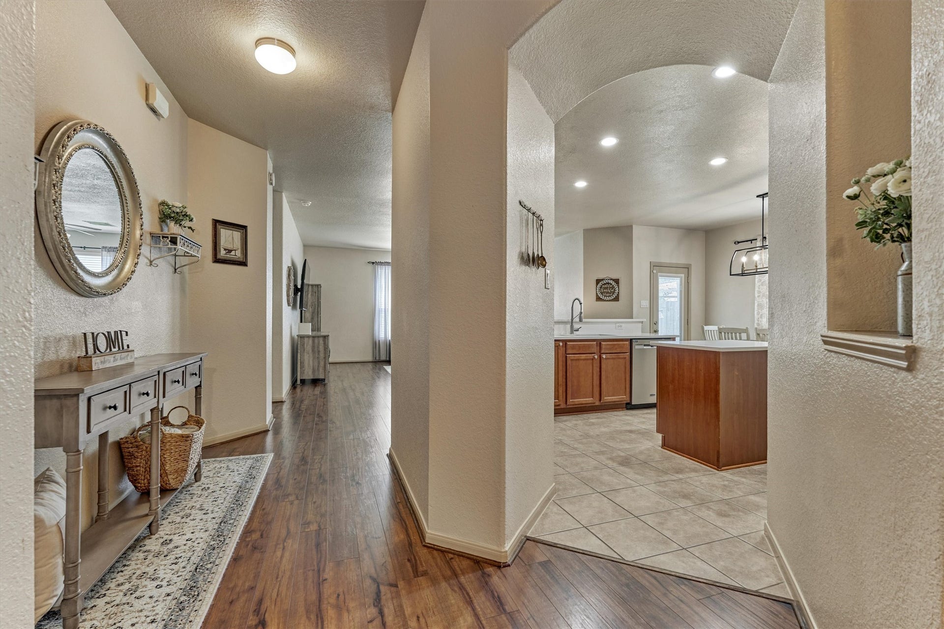 8707 Auburn Mane Drive, Tomball, TX 77375 8707 Auburn Mane Drive, Tomball, TX 77375