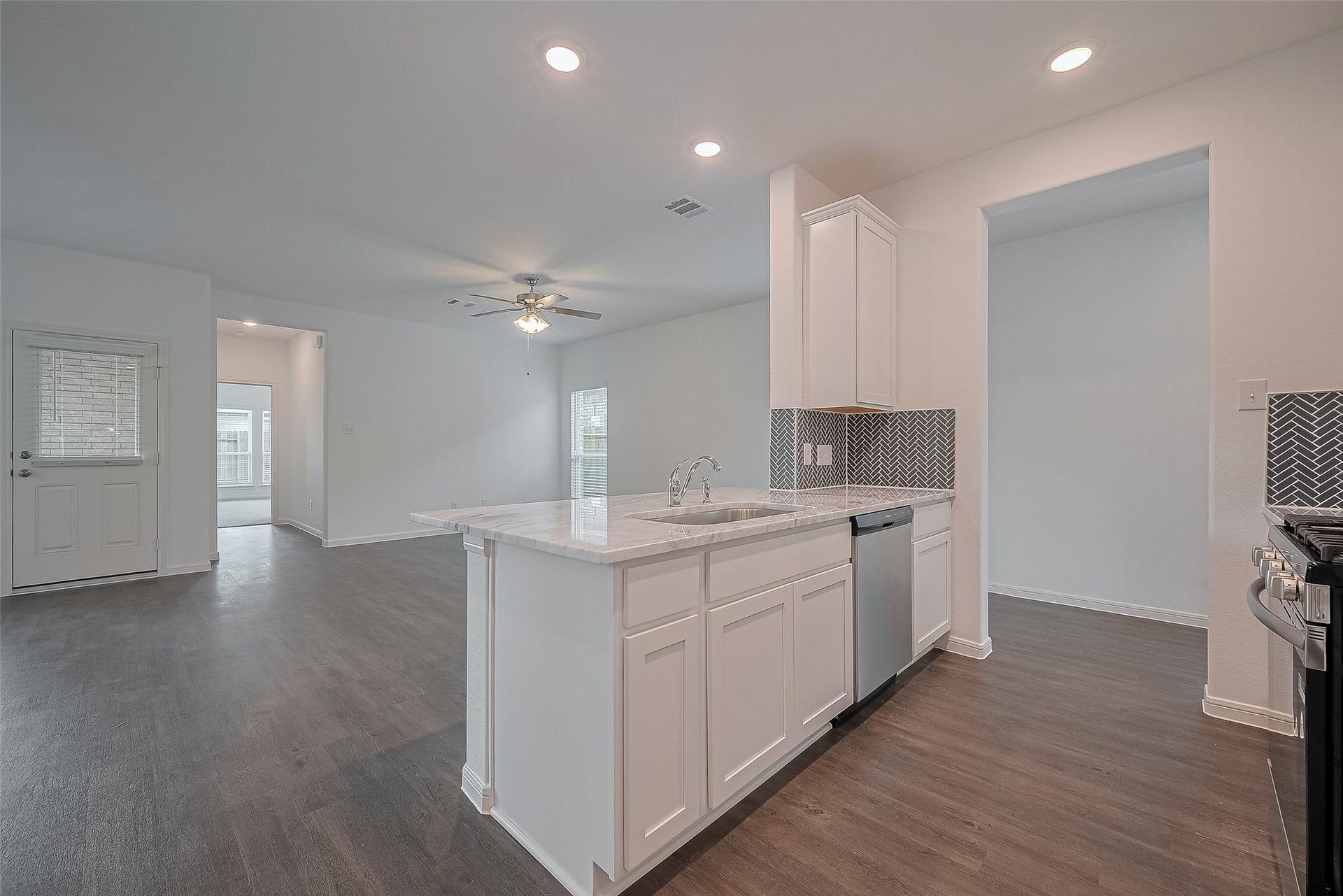 20847 Attalos Stoa Road, Crosby, TX 77532 20847 Attalos Stoa Road, Crosby, TX 77532