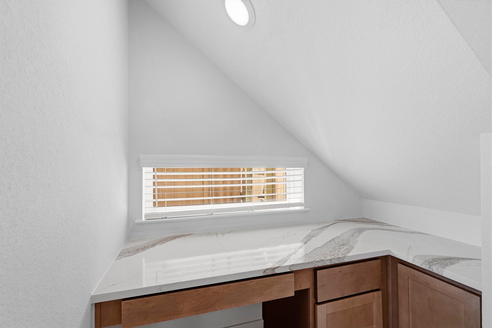 Photos are REPRESENTATIVE of the home /floor plan and are NOT of the actual home.  Selections, features, and room options vary.