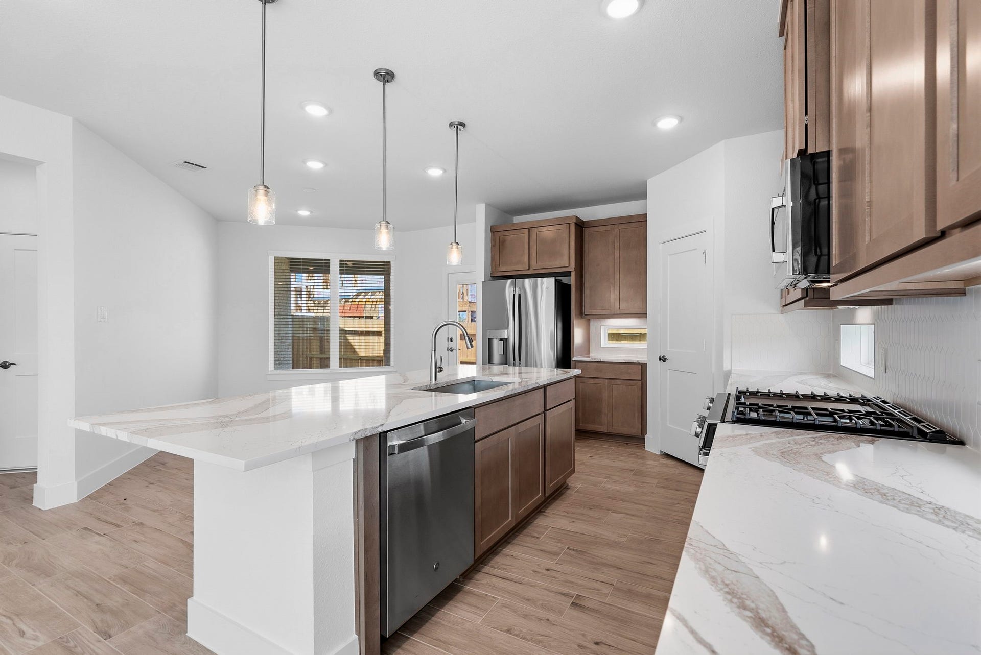 Photos are REPRESENTATIVE of the home /floor plan and are NOT of the actual home.  Selections, features, and room options vary.