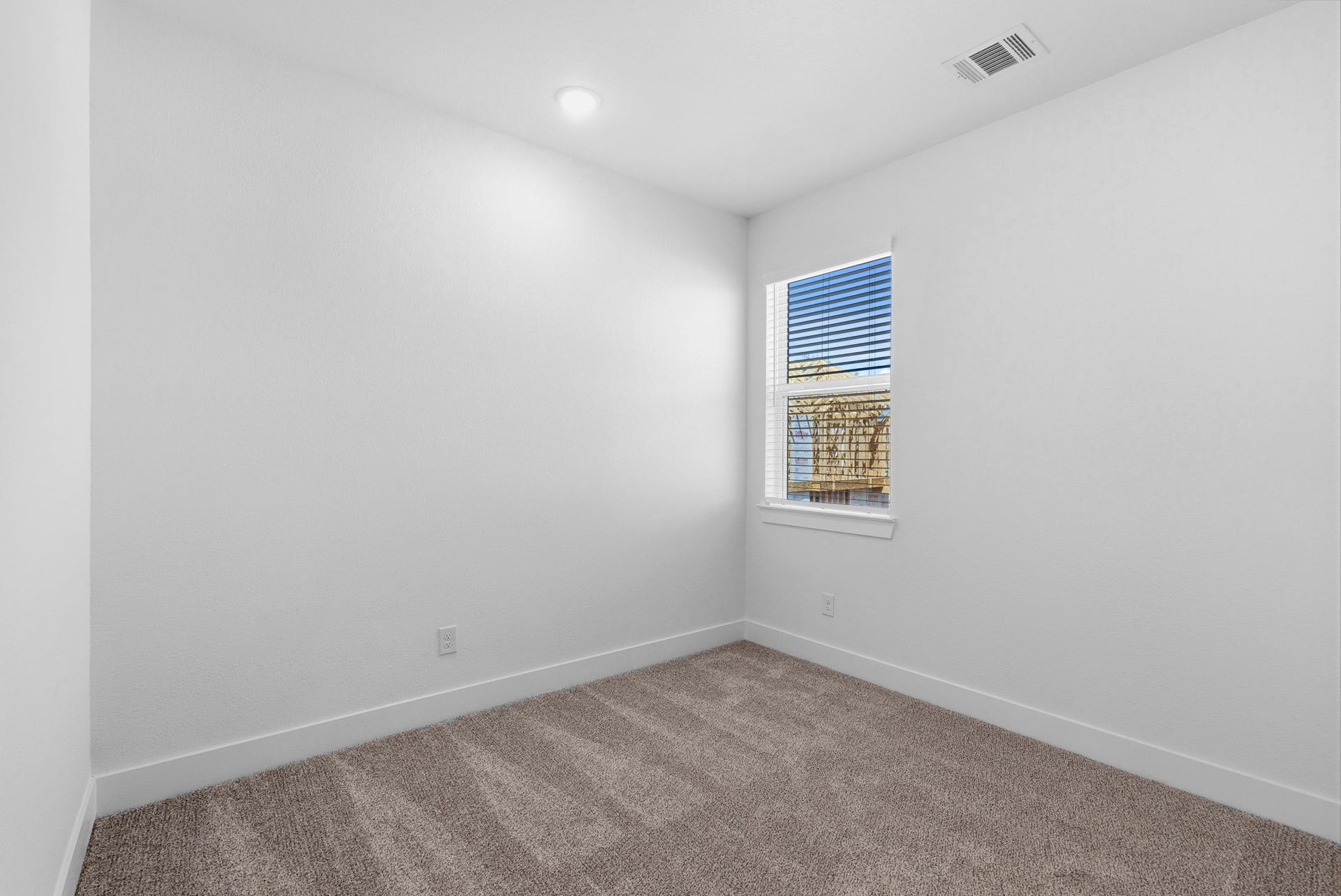 Photos are REPRESENTATIVE of the home /floor plan and are NOT of the actual home.  Selections, features, and room options vary.