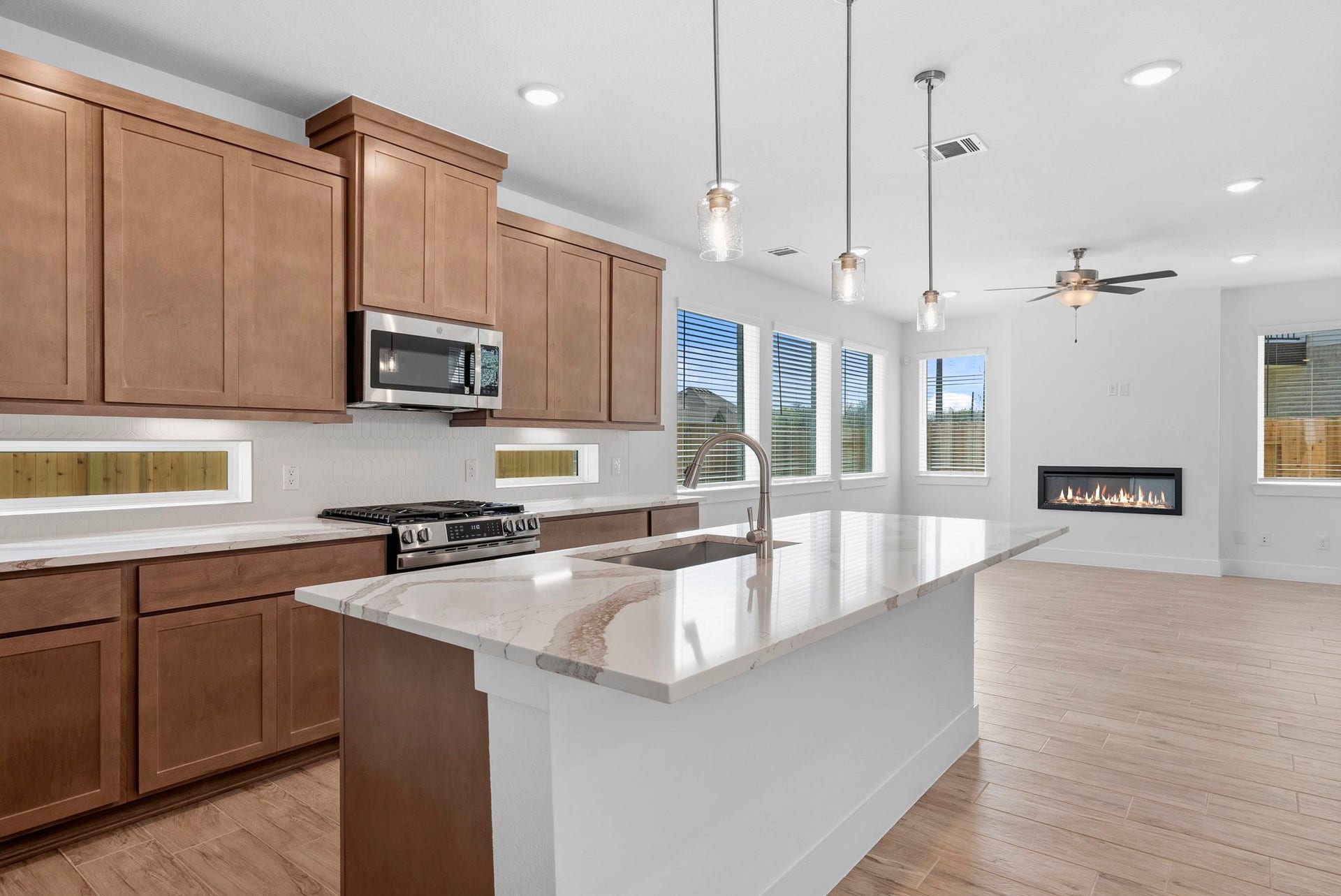 Photos are REPRESENTATIVE of the home /floor plan and are NOT of the actual home.  Selections, features, and room options vary.