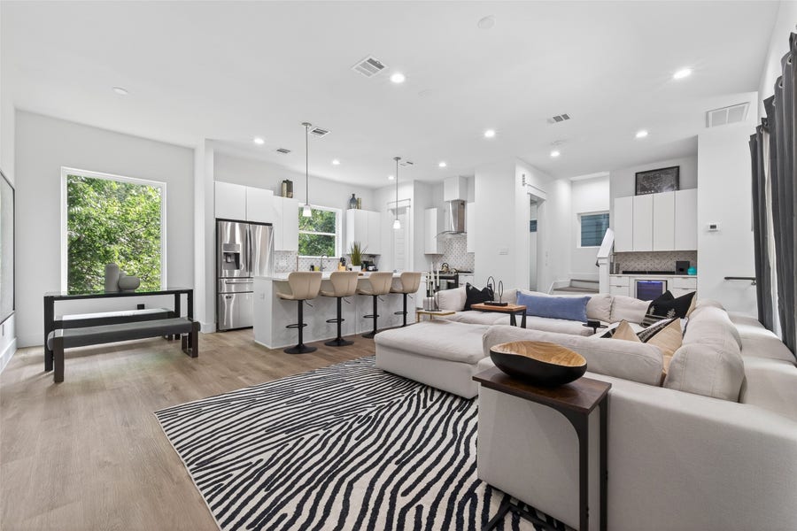 Property photo for 523 Schweikhardt Street, Houston, TX
