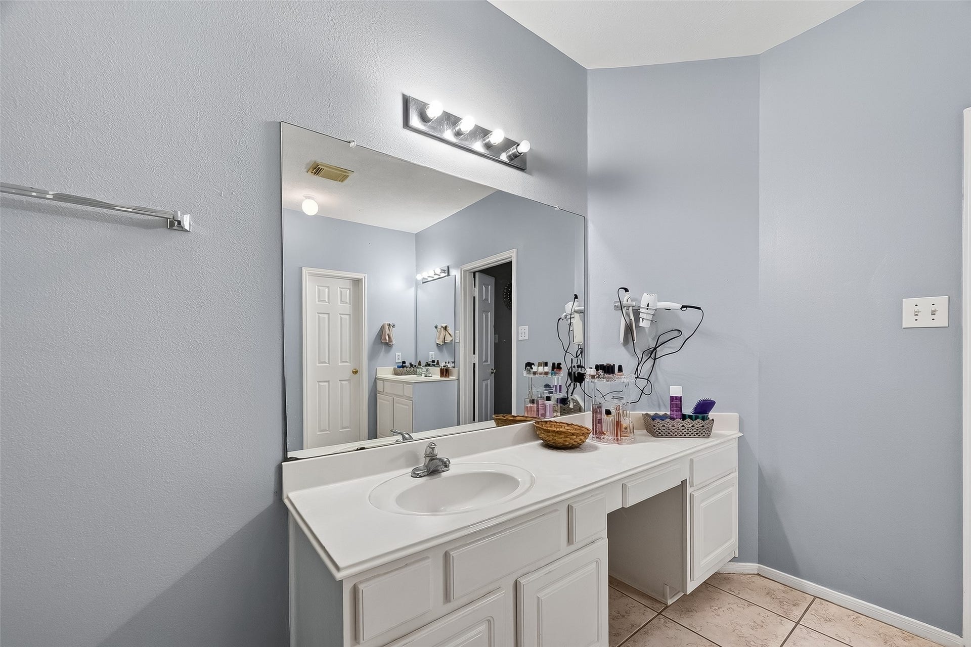 15527 Seminole Canyon Drive, Sugar Land, TX 77498 15527 Seminole Canyon Drive, Sugar Land, TX 77498